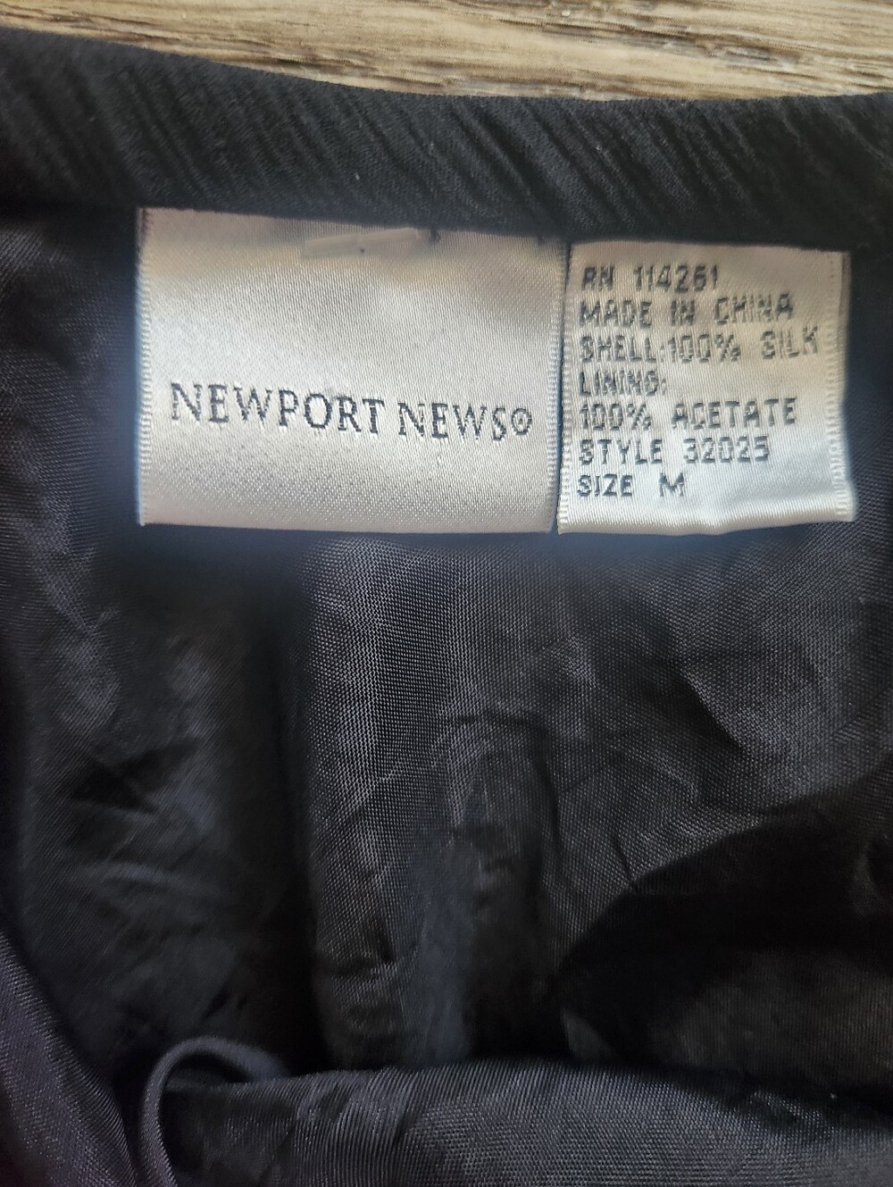 Vintage Y2K Newport News 100% Silk Ruffled Asymmetrical Midi Skirt Black M - Picture 2 of 7